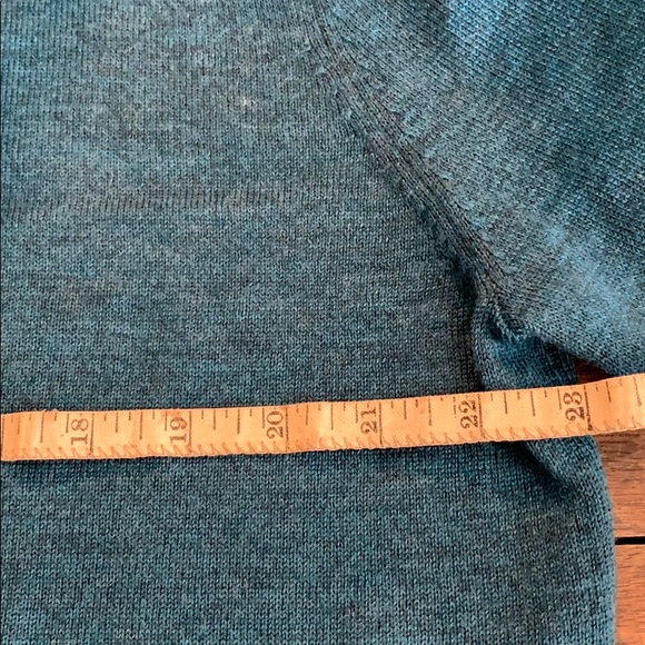 Jos.A.Bank merino wool sweater - Picture 4 of 5